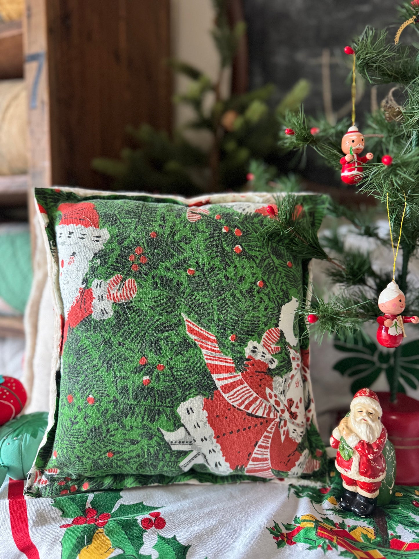 Vintage Santa Face Pillow 6