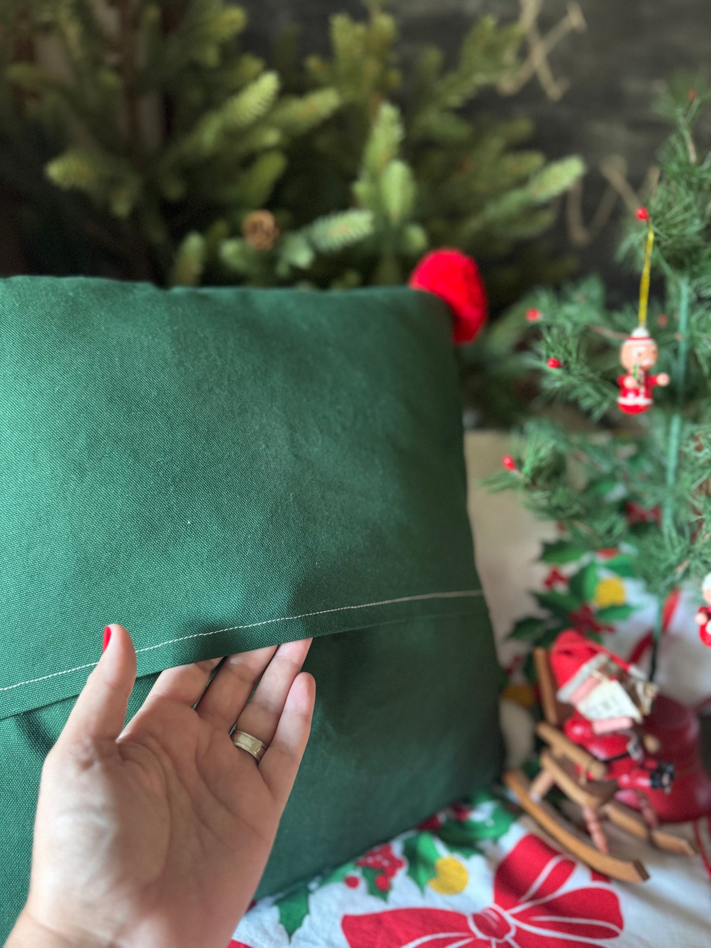 Classic Christmas Pillow Cover