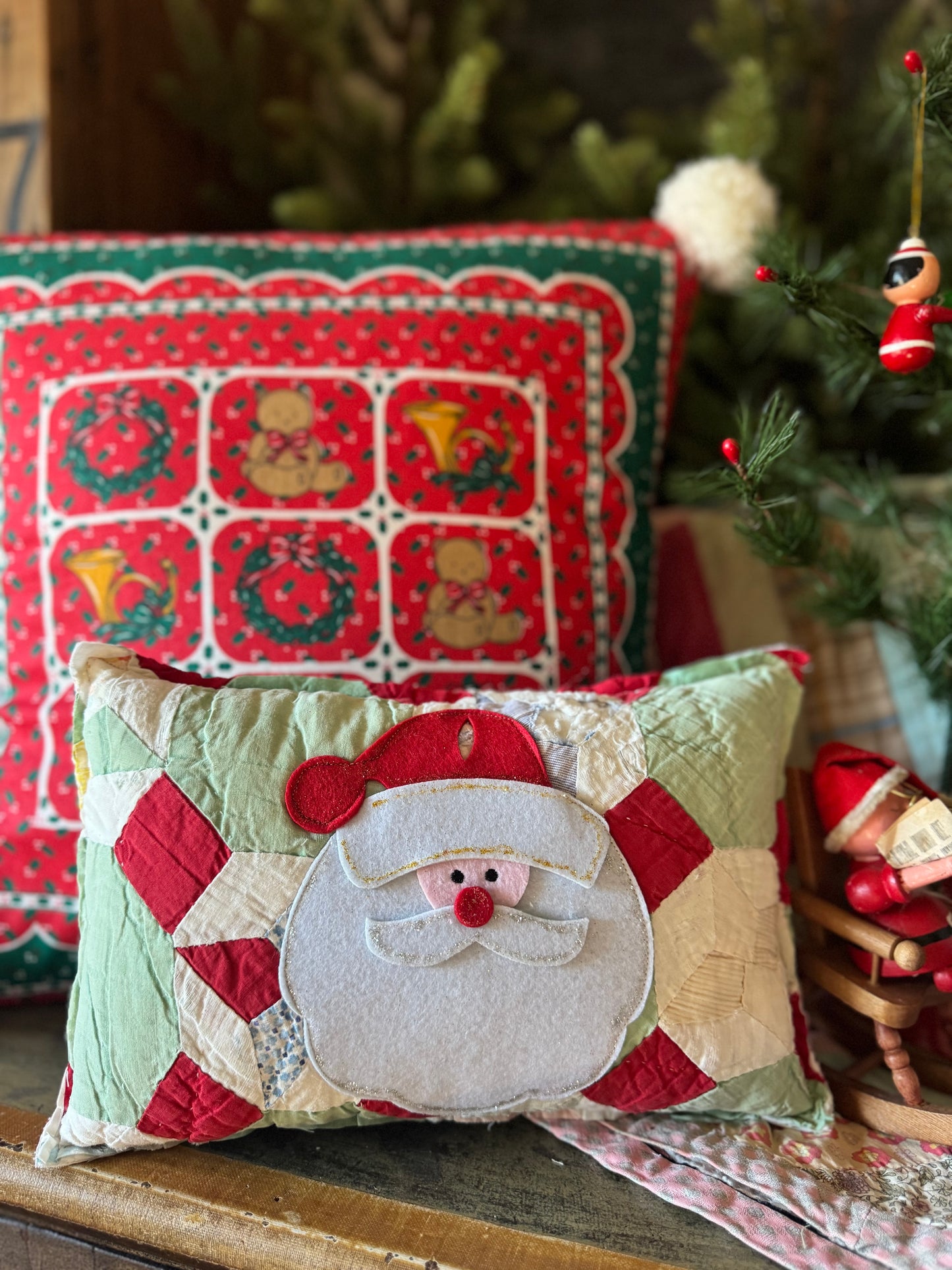 Handmade Felt Santa Mini Pillow 7
