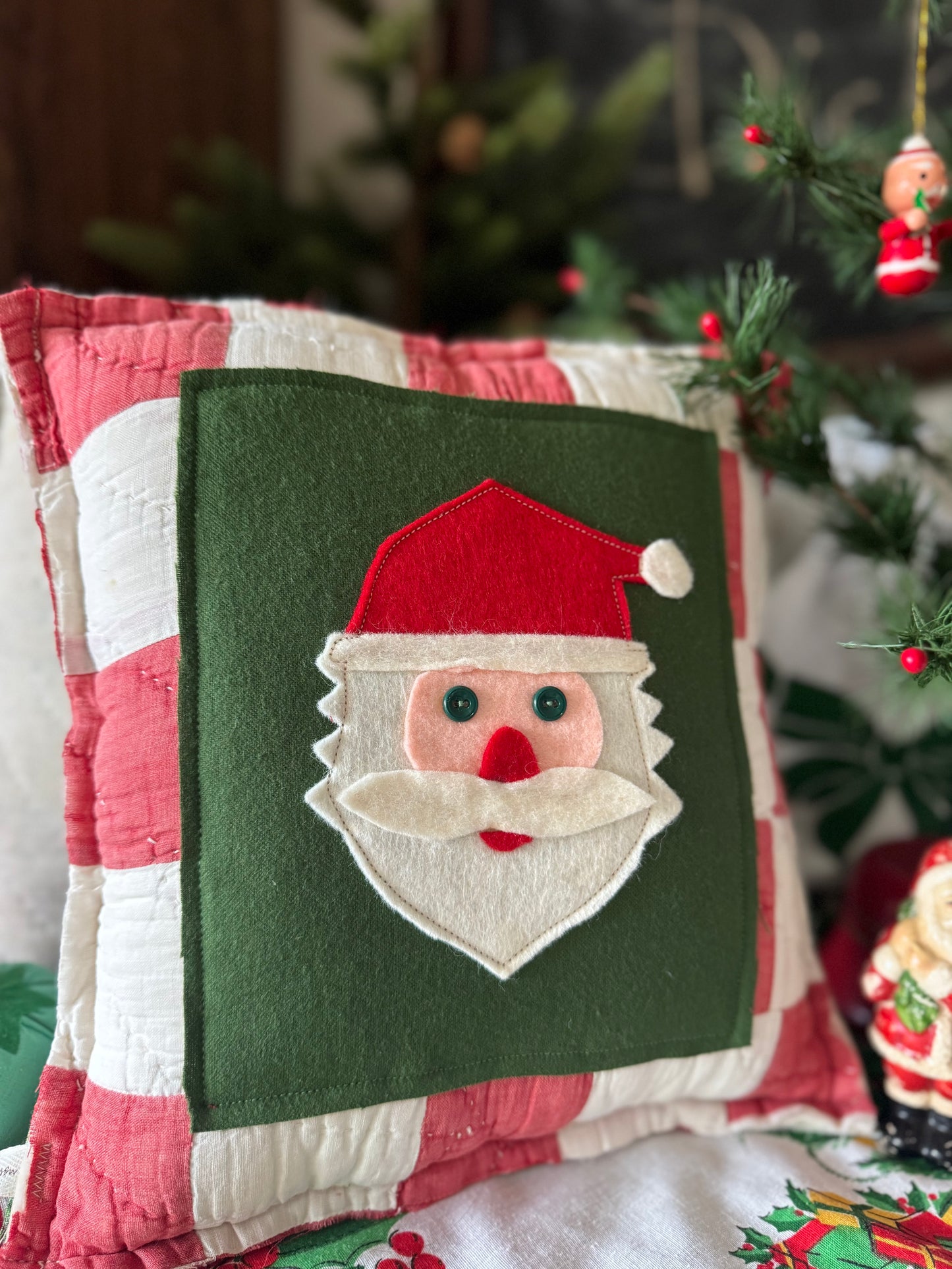 Vintage Santa Face Pillow 6