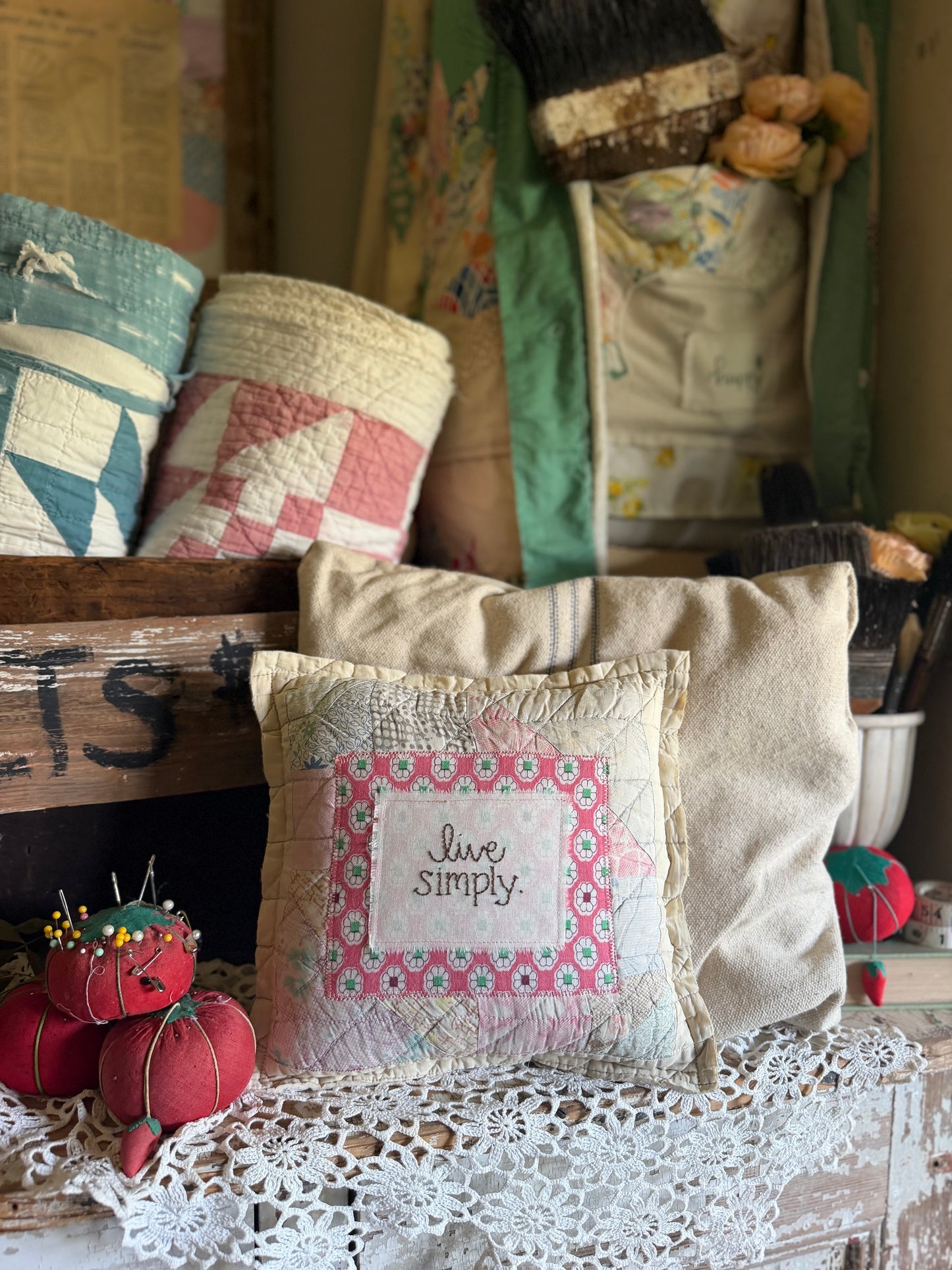 Live Simply Pillow 11