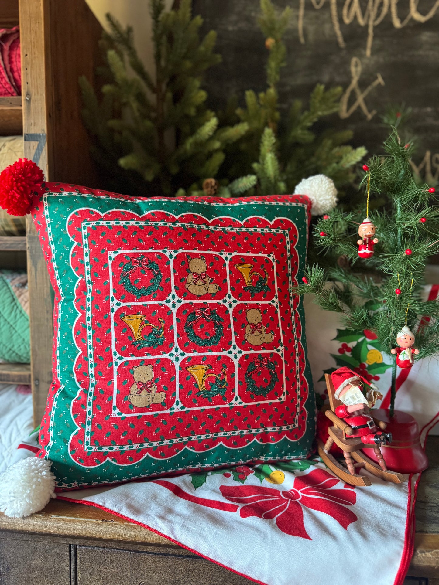 Classic Christmas Pillow Cover