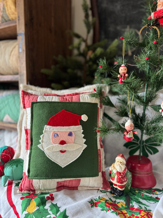 Vintage Santa Face Pillow 1