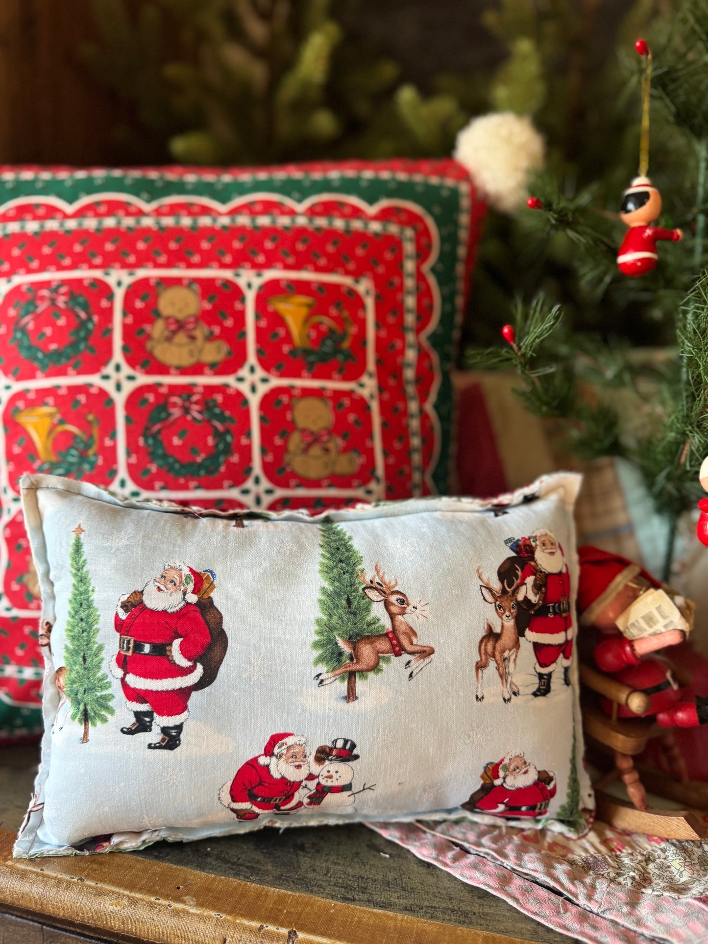 Handmade Felt Santa Mini Pillow 7