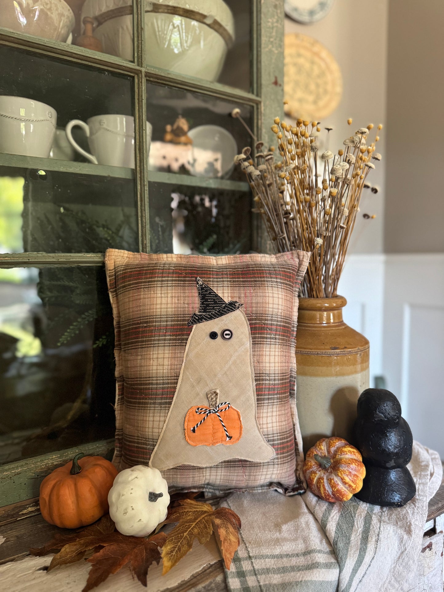 Ghost Pillow 2